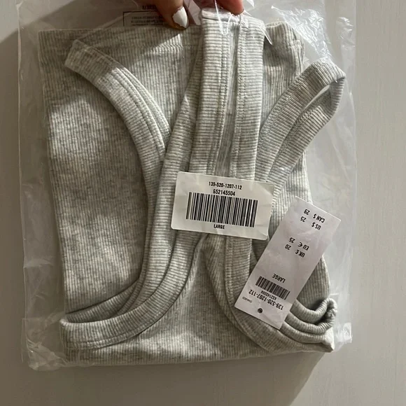 Abercrombie & Fitch Ribbed Cutout Tank - Picture 3 of 4